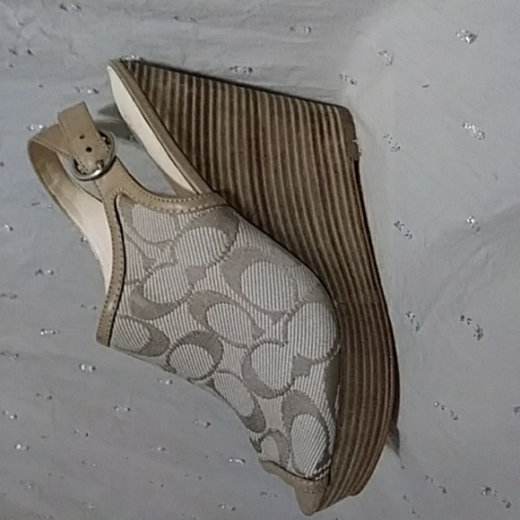 Coach Wedges - Picture 4 of 4